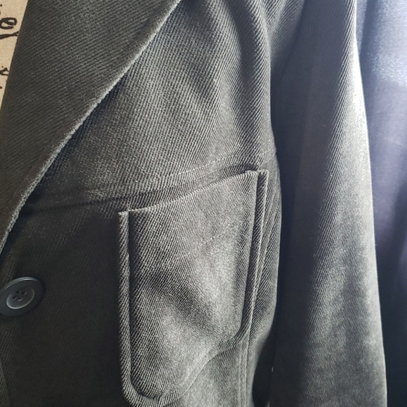 Hillard&Hanson Skirt & Jacket set - Picture 4 of 16